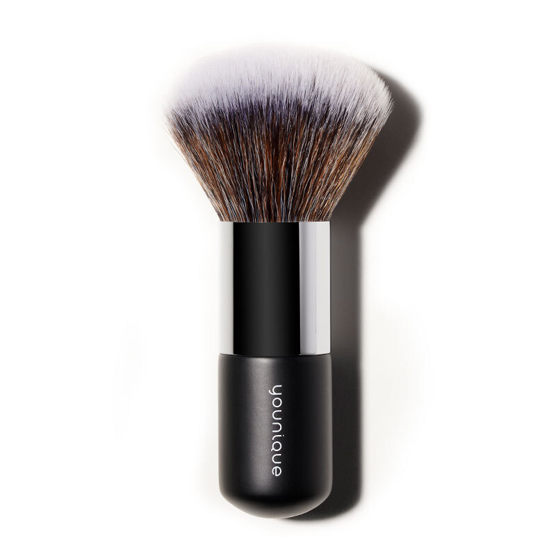 YOUNIQUE powder puff brush Younique